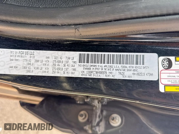 2019 Ram 1500 Tradesman z VIN 1C6SRFCT8KN585978, wystawiony jako Copart lot #58619235 z przebiegiem 112 470 mil mil oraz Czysty tytuł • Clean title. Historia ofert i sprzedaży dostępna na DreamBid. Obrazek 10.