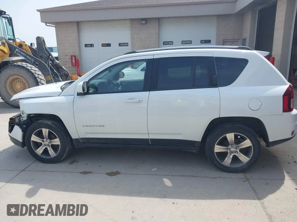 2017 Jeep Compass High Altitude with VIN 1C4NJCEB1HD212246, listed as a IAAI auction lot 42095253 with 123,834 mi miles. Bid and sale history available at carsss.com. Image 14.