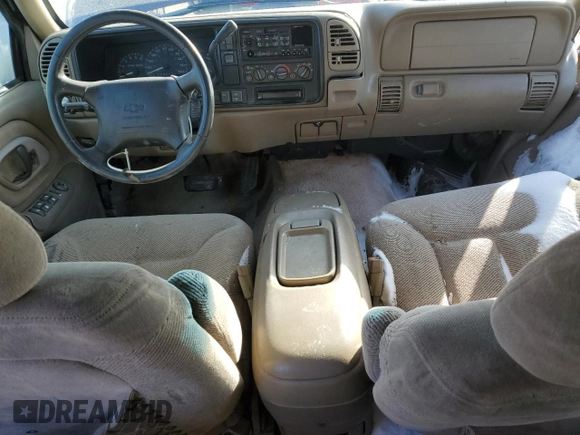1997 Chevrolet Suburban with VIN 3GNFK16R3VG112298, listed as a Copart auction lot 45737385 with 266,938 mi miles and Salvage Title. Bid and sale history available at carsss.com. Image 8.
