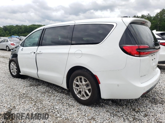 2025 Chrysler Pacifica Select z VIN 2C4RC1BG9SR519362, wystawiony jako Copart lot #58717425 z przebiegiem 4 662 mil mil oraz Szkoda całkowita • Salvage title. Historia ofert i sprzedaży dostępna na DreamBid. Obrazek 2.