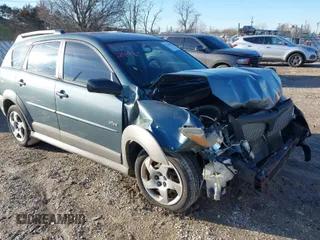 2008 Pontiac Vibe with VIN 5Y2SL65848Z417372, listed as a IAAI auction lot 41742993 with 227,835 mi miles. Bid and sale history available at carsss.com. Image 1.