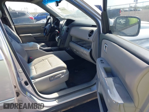 2011 Honda Pilot EX-L with VIN 5FNYF3H6XBB055684, listed as a IAAI auction lot 41820076 with 227,655 mi miles and . Bid and sale history available at DreamBid. Image 5.