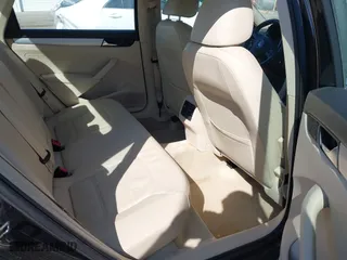 2013 Volkswagen Passat SE w/Sunroof with VIN 1VWBH7A36DC020984, listed as a IAAI auction lot 41883902 with 169,916 mi miles. Bid and sale history available at carsss.com. Image 8.
