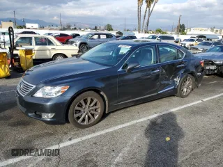 2011 Lexus LS 460 z VIN JTHBL5EF7B5105035, wystawiony jako Copart lot #43876075 z przebiegiem 67 647 mil mil oraz Szkody całkowita. Historia ofert i sprzedaży dostępna na DreamBid. Obrazek 1.