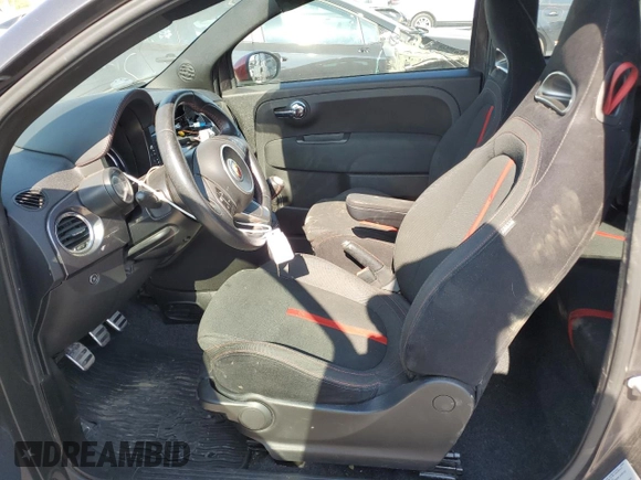 2015 FIAT 500 Abarth with VIN 3C3CFFFH8FT689961, listed as a Copart auction lot 61400335 with 115,665 mi miles and Salvage title. Bid and sale history available at DreamBid. Image 7.