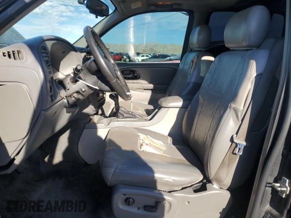 2004 Chevrolet TrailBlazer EXT LT with VIN 1GNET16P946208721, listed as a Copart auction lot 82648204 with 209,910 mi miles and Salvage Title. Bid and sale history available at carsss.com. Image 7.