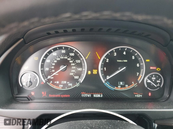 2017 BMW X5 xDrive35i z VIN 5UXKR0C30H0V79585, wystawiony jako Copart lot #50623685 z przebiegiem 117 741 mil mil oraz Szkoda całkowita • Salvage title. Historia ofert i sprzedaży dostępna na DreamBid. Obrazek 9.