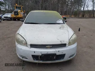 2007 Chevrolet Impala Police Pkg Police Pkg 9C1 with VIN 2G1WS55R479391719, listed as a IAAI auction lot 41392376 with 187,582 mi miles. Bid and sale history available at carsss.com. Image 6.