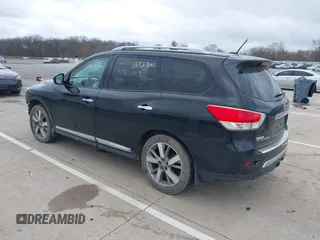 2014 Nissan Pathfinder SV with VIN 5N1AR2MM0EC698047, listed as a IAAI auction lot 41838837 with 159,818 mi miles. Bid and sale history available at carsss.com. Image 3.