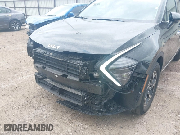 2024 Kia Sportage LX with VIN KNDPU3DFXR7285359, listed as a IAAI auction lot 42158311 with 30,928 mi miles and . Bid and sale history available at DreamBid. Image 6.