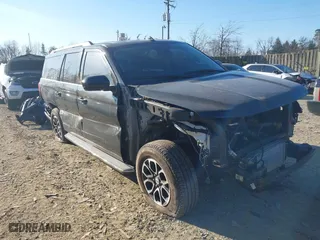 2023 Ford Expedition Max XLT with VIN 1FMJK1H86PEA11477, listed as a IAAI auction lot 41647440 with 27,691 mi miles. Bid and sale history available at carsss.com. Image 1.