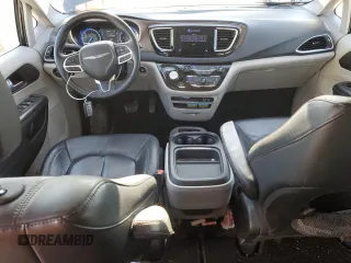 2017 Chrysler Pacifica Touring L with VIN 2C4RC1BG7HR524293, listed as a Copart auction lot 56008165 with 176,092 mi miles and Salvage Title. Bid and sale history available at DreamBid. Image 8.