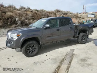 2021 Toyota Tacoma 4WD SR5 with VIN 5TFDZ5BN5MX064934, listed as a Copart auction lot 48400035 with 59,767 mi miles and Salvage Title. Bid and sale history available at carsss.com. Image 1.