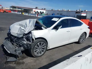 2019 Lexus ES 350 with VIN 58ABZ1B15KU032601, listed as a IAAI auction lot 42334337 with 82,599 mi miles and . Bid and sale history available at DreamBid. Image 15.