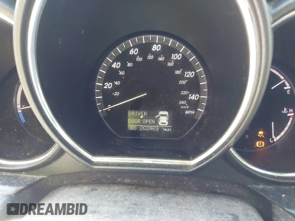 2006 Lexus RX 400h with VIN JTJHW31U962006748, listed as a IAAI auction lot 42654250 with 262,469 mi miles and . Bid and sale history available at DreamBid. Image 7.