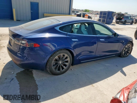 2019 Tesla Model S 75D z VIN 5YJSA1E2XKF339553, wystawiony jako Copart lot #52407075 z przebiegiem 121 491 mil mil oraz Szkoda całkowita • Salvage title. Historia ofert i sprzedaży dostępna na DreamBid. Obrazek 3.