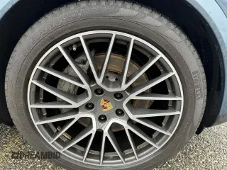 2019 Porsche Cayenne S with VIN WP1AB2AY2KDA61391, listed as a Copart auction lot 52459645 with 151,916 mi miles and Clean title. Bid and sale history available at DreamBid. Image 11.