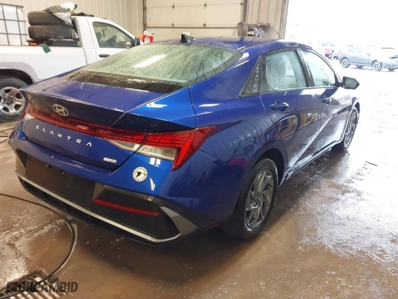 2024 Hyundai Elantra Hybrid Blue with VIN KMHLM4DJXRU106789, listed as a IAAI auction lot 41645526 with 11,284 mi miles. Bid and sale history available at carsss.com. Image 4.
