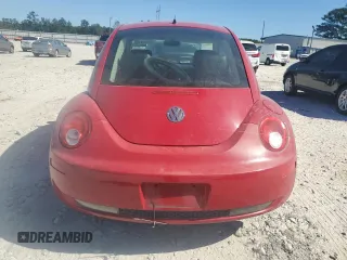 2010 Volkswagen New Beetle Coupe with VIN 3VWPG3AG5AM006413, listed as a Copart auction lot 74313714 with 203,249 mi miles and Salvage Title. Bid and sale history available at carsss.com. Image 6.