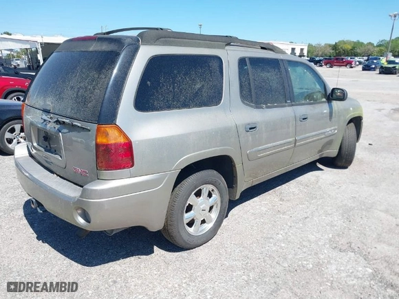 2003 GMC Envoy XL SLE with VIN 1GKES16S836157084, listed as a IAAI auction lot 41796762 with 222,161 mi miles. Bid and sale history available at carsss.com. Image 4.
