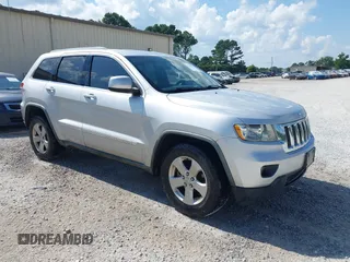 2011 Jeep Grand Cherokee Laredo z VIN 1J4RR4GG2BC714893, wystawiony jako IAAI lot #42750763 z przebiegiem 184 475 mil mil oraz . Historia ofert i sprzedaży dostępna na DreamBid. Obrazek 1.