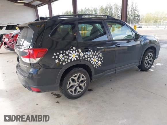 2021 Subaru Forester Premium with VIN JF2SKAFCXMH455165, listed as a IAAI auction lot 41980264 with 54,771 mi miles. Bid and sale history available at carsss.com. Image 4.