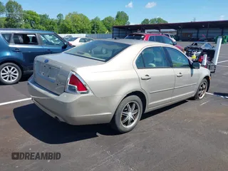 2007 Ford Fusion SE with VIN 3FAHP07197R260538, listed as a IAAI auction lot 42108954 with 160,417 mi miles and . Bid and sale history available at DreamBid. Image 4.