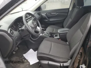 2020 Nissan Rogue SV z VIN JN8AT2MT3LW039344, wystawiony jako Copart lot #39185804 z przebiegiem 78 035 mil mil oraz Szkoda całkowita • Salvage title. Historia ofert i sprzedaży dostępna na DreamBid. Obrazek 7.