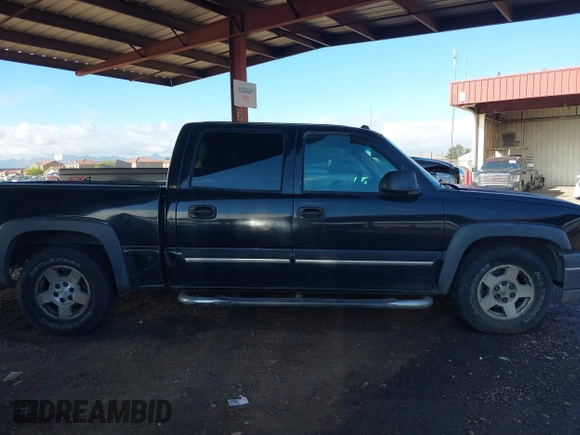 2005 Chevrolet Silverado 1500 LS with VIN 2GCEC13T951113384, listed as a IAAI auction lot 41685589 with 237,746 mi miles and . Bid and sale history available at DreamBid. Image 13.
