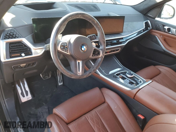 2023 BMW X7 M60i z VIN 5UX33EM09P9R19611, wystawiony jako Copart lot #44160715 z przebiegiem 16 971 mil mil oraz Szkoda całkowita • Salvage title. Historia ofert i sprzedaży dostępna na DreamBid. Obrazek 8.