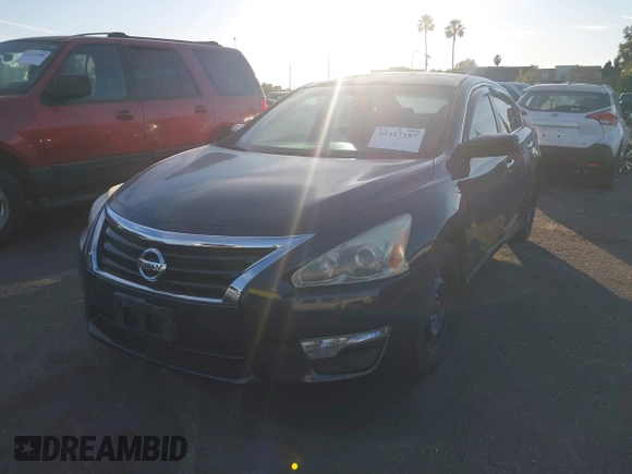 2015 Nissan Altima 2.5 S with VIN 1N4AL3AP3FC294757, listed as a IAAI auction lot 41417187 with 110,210 mi miles. Bid and sale history available at carsss.com. Image 2.