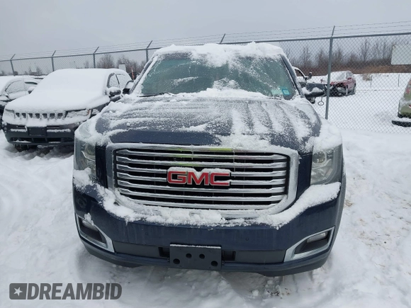 2018 GMC Yukon XL SLT with VIN 1GKS2GKC2JR394198, listed as a IAAI auction lot 41321208 with 113,645 mi miles. Bid and sale history available at carsss.com. Image 13.