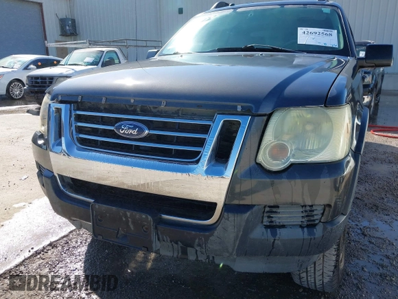 2007 Ford Explorer Sport Trac XLT with VIN 1FMEU31K87UA39106, listed as a IAAI auction lot 42692568 with 131,245 mi miles and . Bid and sale history available at DreamBid. Image 6.