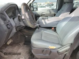 2015 Ford F-250 Lariat z VIN 1FT7W2B6XFED16009, wystawiony jako Copart lot #47083935 z przebiegiem 112 212 mil mil oraz Szkoda całkowita • Salvage title. Historia ofert i sprzedaży dostępna na DreamBid. Obrazek 7.
