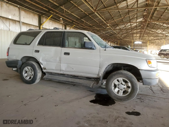 1997 Toyota 4Runner with VIN JT3GM84R5V0017138, listed as a Copart auction lot 89400255 with 268,162 mi miles and Salvage Title. Bid and sale history available at carsss.com. Image 4.