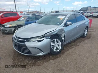 2015 Toyota Camry XLE with VIN 4T1BF1FK1FU475840, listed as a IAAI auction lot 41669607 with 104,881 mi miles. Bid and sale history available at carsss.com. Image 17.