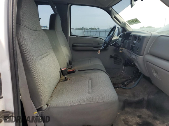 2003 Ford Super Duty F-250 XL with VIN 1FTNX21L73ED89667, listed as a Copart auction lot 67496834 with Not Provided miles and Clean Title. Bid and sale history available at carsss.com. Image 5.