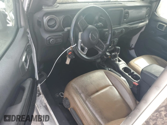 2020 Jeep Wrangler Unlimited Rubicon z VIN 1C4HJXFG6LW306683, wystawiony jako Copart lot #49234675 z przebiegiem Nie podano mil oraz Szkoda całkowita • Salvage title. Historia ofert i sprzedaży dostępna na DreamBid. Obrazek 8.