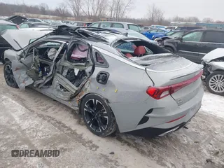 2022 Kia K5 GT-Line z VIN 5XXG64J24NG124900, wystawiony jako IAAI lot #41547846 z przebiegiem 104 024 mil mil oraz . Historia ofert i sprzedaży dostępna na DreamBid. Obrazek 3.