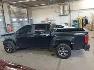 2018 Chevrolet Colorado 4WD Work Truck with VIN 1GCGTBEN9J1102477, listed as a IAAI auction lot 41275132 with 253,267 mi miles. Bid and sale history available at carsss.com. Image 14.