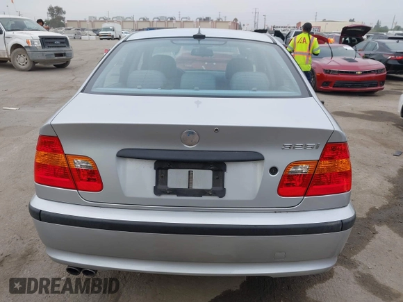 2004 BMW 3 Series 325i with VIN WBAAZ33464KP85402, listed as a IAAI auction lot 42643413 with 48,706 mi miles and . Bid and sale history available at DreamBid. Image 16.