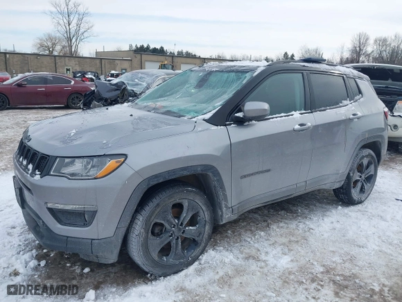2019 Jeep Compass Latitude with VIN 3C4NJDBB5KT657245, listed as a IAAI auction lot 41403429 with 80,296 mi miles. Bid and sale history available at carsss.com. Image 17.