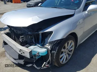 2010 Lexus IS with VIN JTHCF5C27A5039662, listed as a IAAI auction lot 41988254 with 139,939 mi miles and . Bid and sale history available at carsss.com. Image 18.