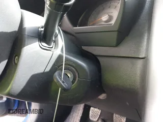 2006 Scion tC z VIN JTKDE167160136961, wystawiony jako IAAI lot #41846612 z przebiegiem 204 095 mil mil oraz . Historia ofert i sprzedaży dostępna na DreamBid. Obrazek 11.