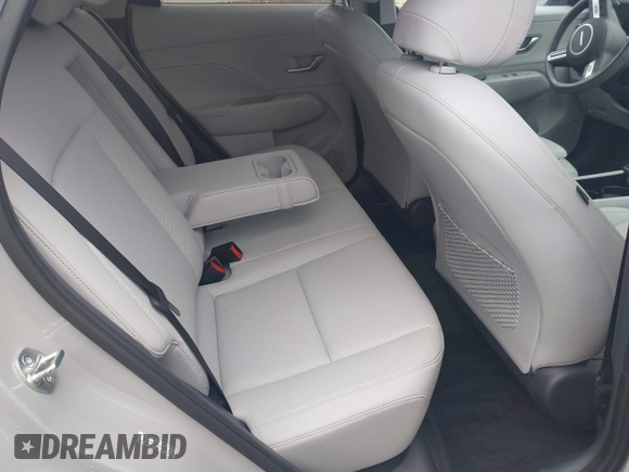 2024 Hyundai Kona Limited with VIN KM8HECA33RU040170, listed as a IAAI auction lot 42116620 with 6,810 mi miles and . Bid and sale history available at carsss.com. Image 8.