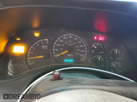 2000 Chevrolet Silverado 1500 with VIN 1GCEK14V0YE321997, listed as a Copart auction lot 82719284 with 165,906 mi miles and Clean Title. Bid and sale history available at carsss.com. Image 9.