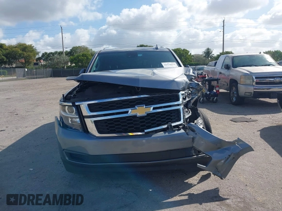 2020 Chevrolet Suburban LT z VIN 1GNSCHKC8LR157188, wystawiony jako IAAI lot #41578614 z przebiegiem 82 566 mil mil oraz . Historia ofert i sprzedaży dostępna na DreamBid. Obrazek 12.