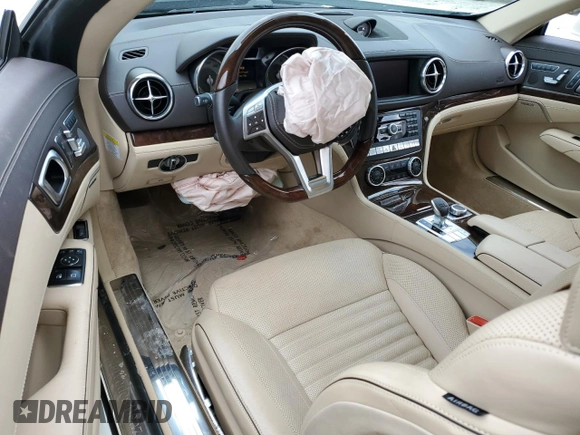2013 Mercedes-Benz SL 550 z VIN WDDJK7DA8DF010049, wystawiony jako Copart lot #48033525 z przebiegiem Nie podano mil oraz Nie do naprawy • Non repairable. Historia ofert i sprzedaży dostępna na DreamBid. Obrazek 8.