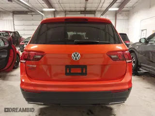 2019 Volkswagen Tiguan S with VIN 3VV0B7AX3KM075498, listed as a IAAI auction lot 41501778 with 143,262 mi miles. Bid and sale history available at carsss.com. Image 16.