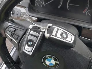 2011 BMW 7 Series 750Li xDrive z VIN WBAKC8C53BC433168, wystawiony jako IAAI lot #42189726 z przebiegiem 177 368 mil mil oraz . Historia ofert i sprzedaży dostępna na DreamBid. Obrazek 11.